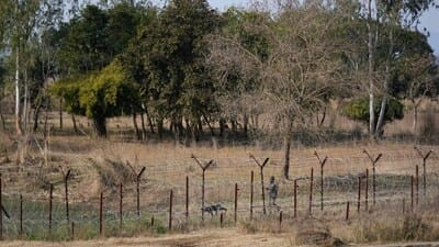 US, Pakistani Currency Balloons Found Near LoC Akhnoor