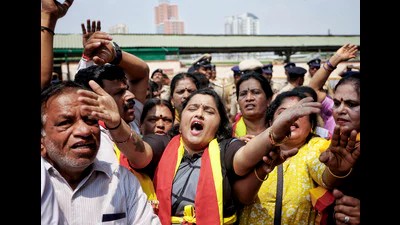 SW Railway Postpones Exams Amid Protests Over Language Policy