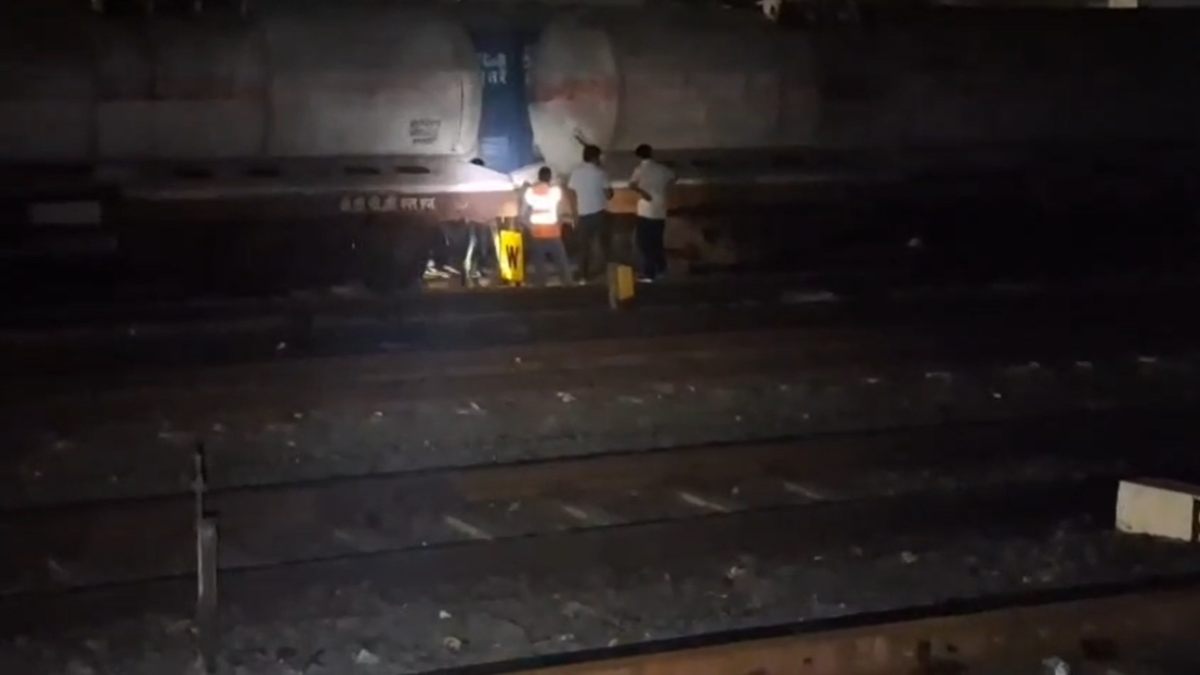 LPG Wagon Leak Halts Trains, One Coach Isolated On Route