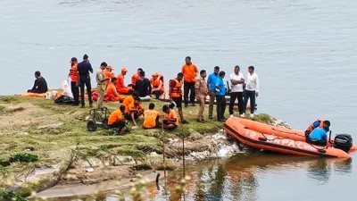 Yamuna Boat Capsizes in Hamirpur, Six Missing