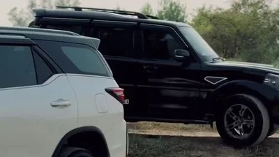 Three Men Perform Dangerous SUV Stunts, Disrupt Traffic on Dwarka Expressway