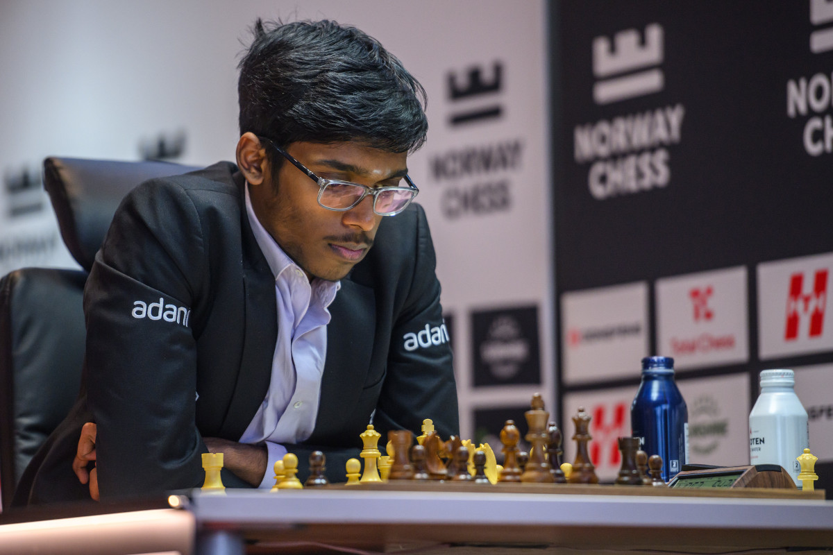 Praggnanandhaa Stuns Carlsen in Dramatic Norway Chess