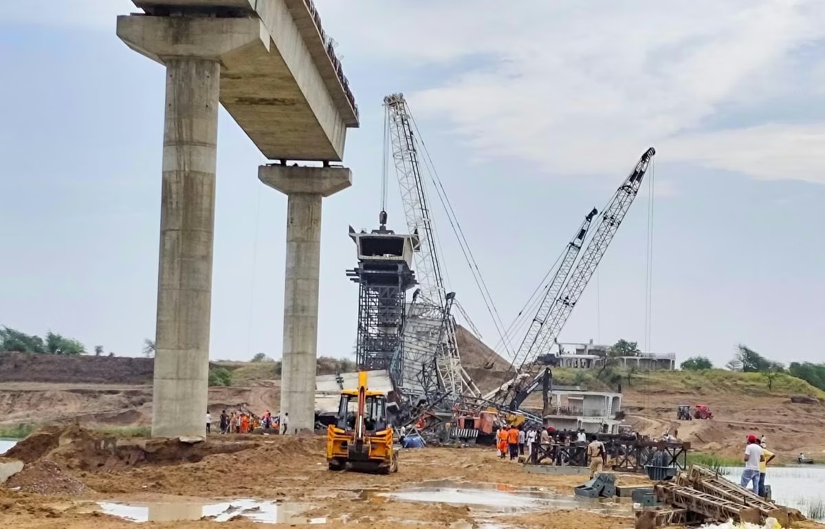 Six Killed as Under-construction Bridge Collapses During Storm