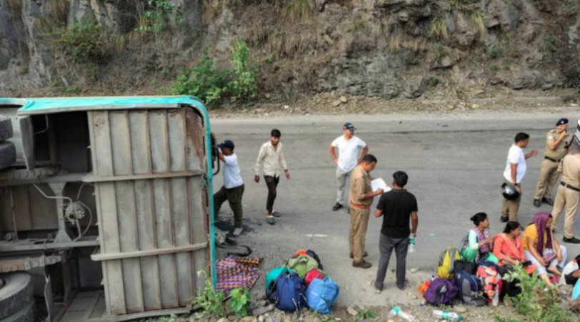 Bus Overturns on Rishikesh-Badrinath Highway, 7 Injured