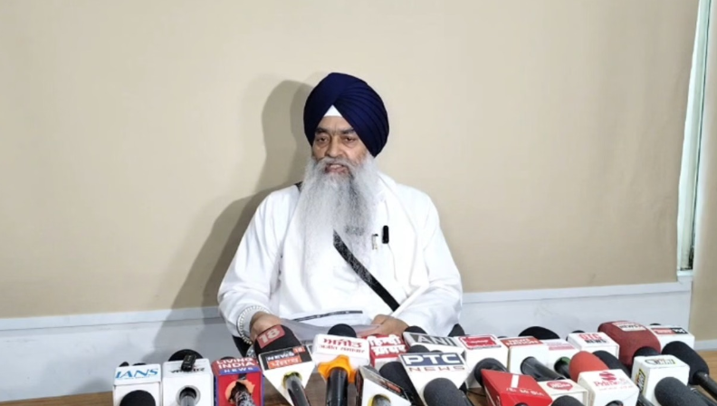 Mystery Looms Over Sacred Images & Documents; Giani Raghbir Singh Holds Press Conference