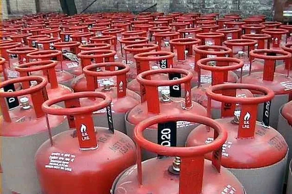 Domestic LPG expensive by Rs 29 as Centre hikes cooking gas rates