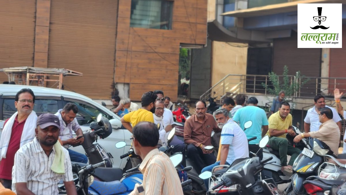 Raipur Sanitation Contractors Begin Strike Over 4 Months Unpaid Dues