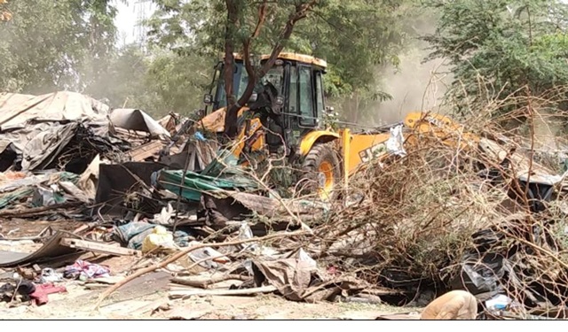 Ghost demolition : Over 100 homes bulldozed in Surat, yet nobody knows who ordered it
