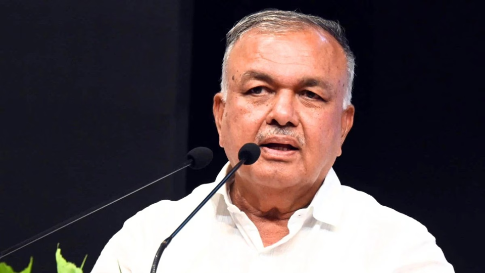 Karnataka minister quits DK Shivakumar’s 2-day-old cabinet