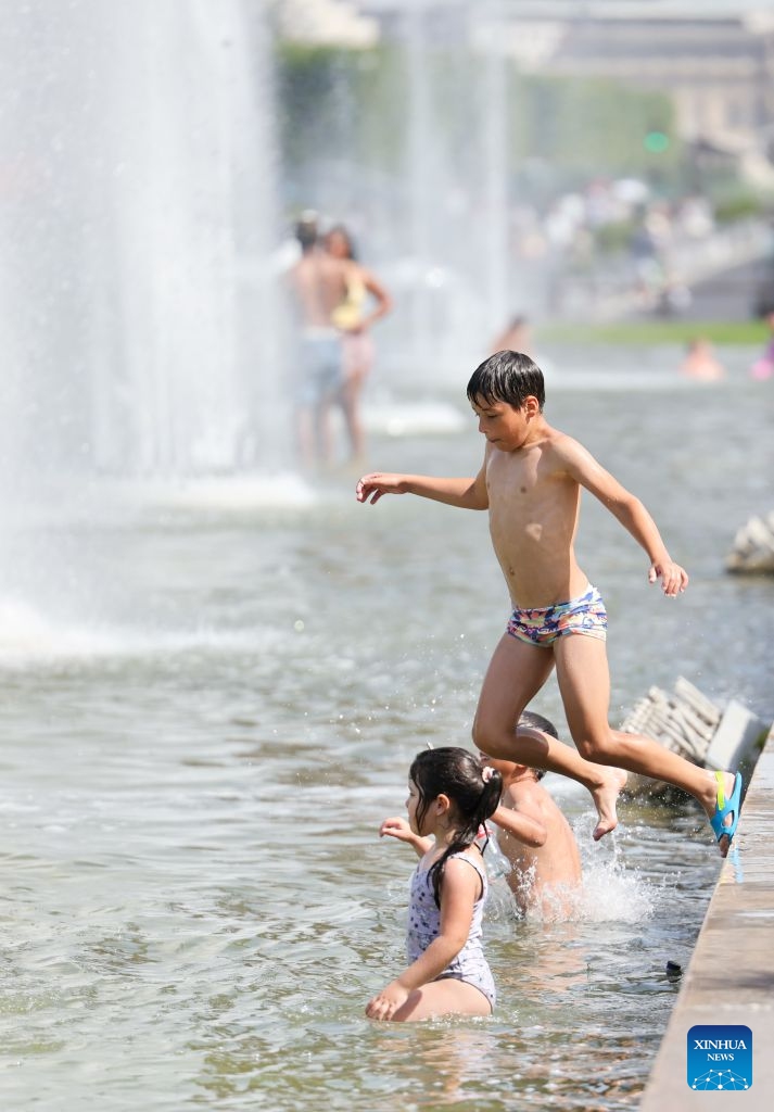 40 Died as France experiences hottest night in 80 years