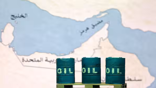 Oil prices jump nearly 3%; Experts predict oil at $150 per barrel if peace talks fail