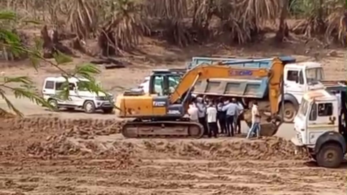Questions raised over alleged soil excavation at Sheetla Talab