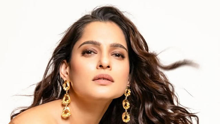 Priya Bapat recalls unsettling experiences as on-set, as co-star kept kissing during shoot