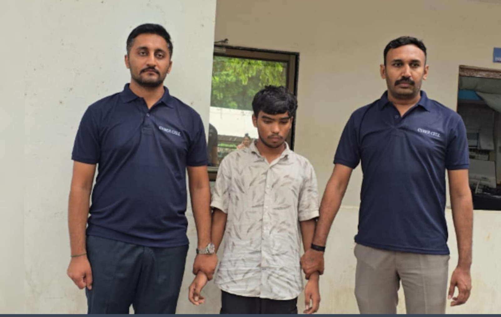 Gujarat Cyber Cell busts fake banking App syndicate, Arrests 11th pass developer