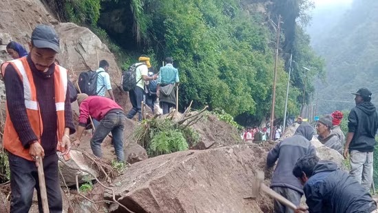 Kedarnath Yatra resumes after landslide clears; Mule services still suspended