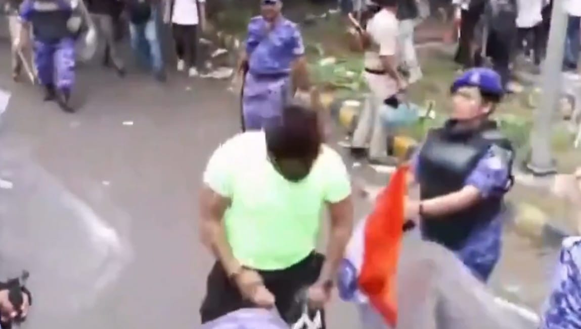 Delhi Police denies lathi-charge claims during Jantar Mantar protest