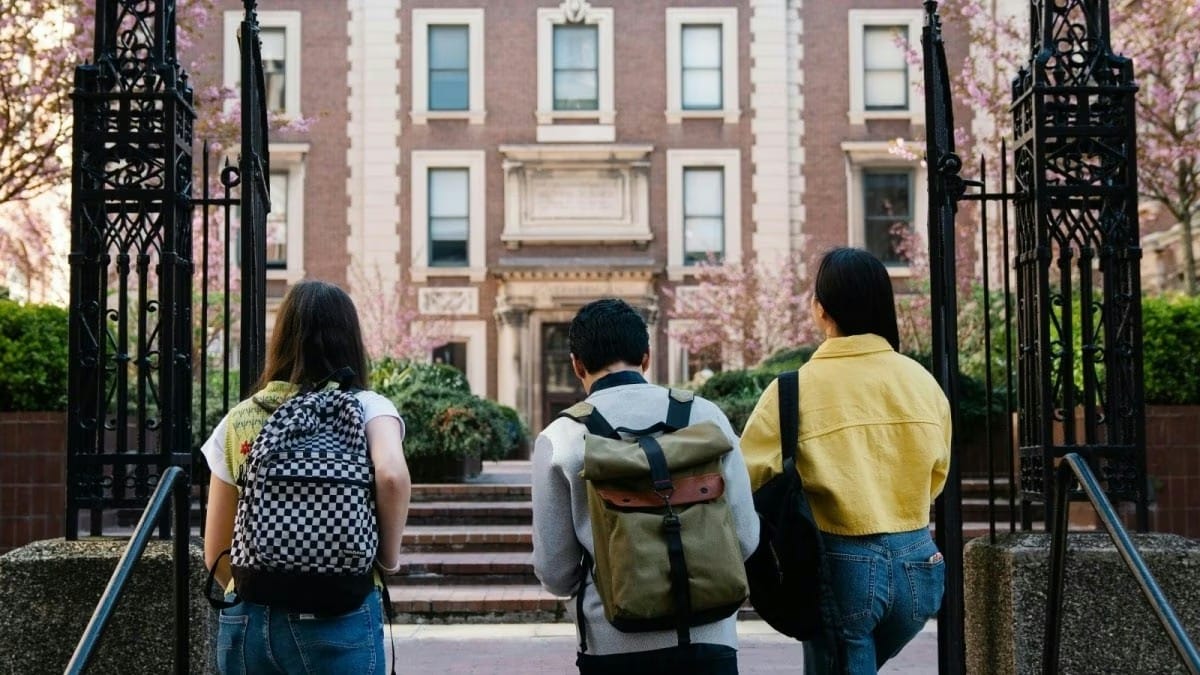 US issues return deadline for F-1 and J-1 Student Visa holders
