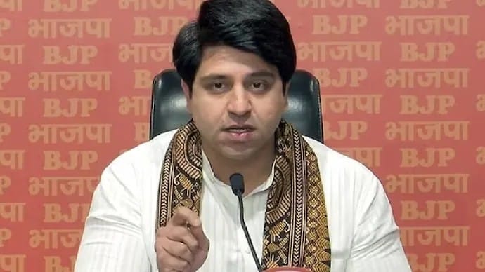 Shehzad Poonawalla hints at political exit after removing BJP Spokesperson tag from X Bio