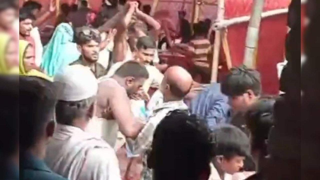 Mutton promised, chicken served : Bihar wedding turns into WWE match