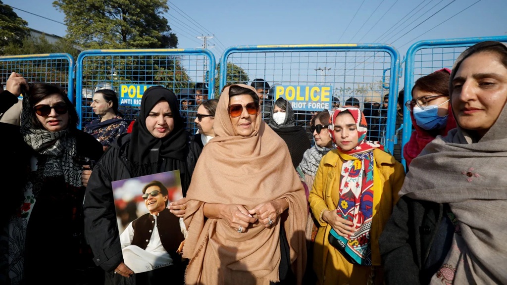 Pakistan summons Imran Khan’s sister after remarks on Operation Sindoor