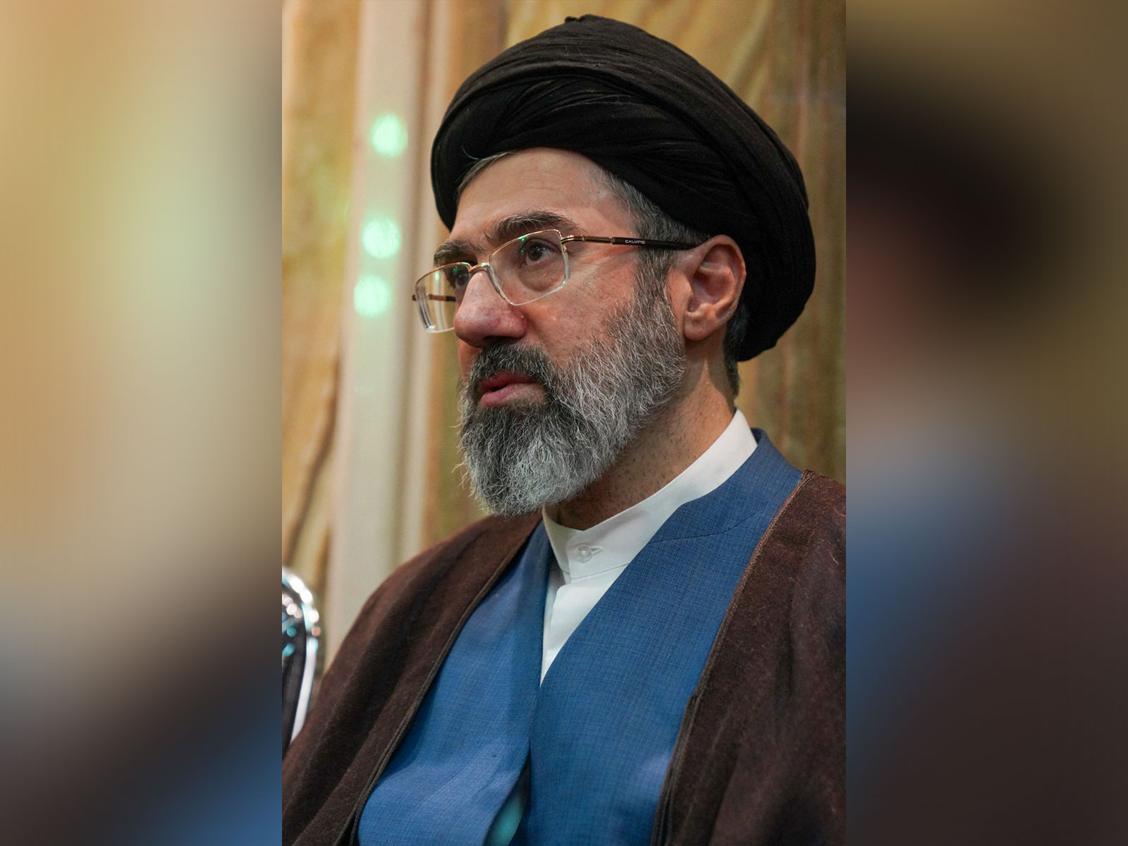 Political tensions spark in Iran as  Khamenei issues final ultimatum to President Pezeshkian