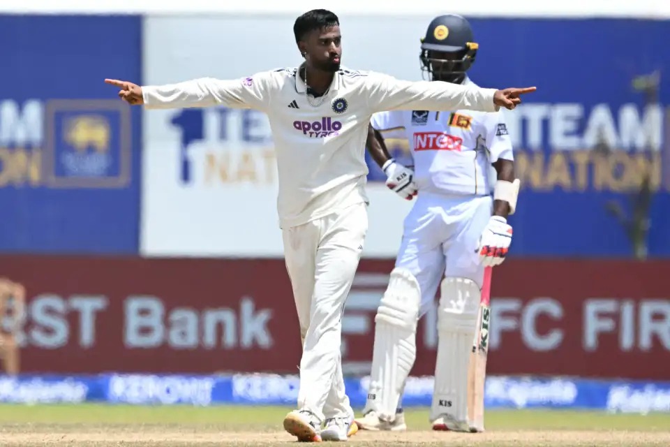 India beat Sri Lanka by 165 runs in Galle as Manav Suthar takes 10 wickets