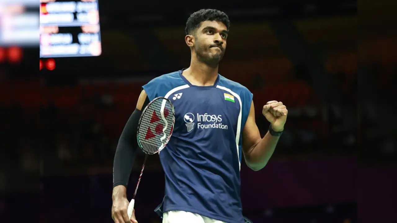 Ayush Shetty stuns World Champion Shi Yuqi as India make winning start at BWF Worlds