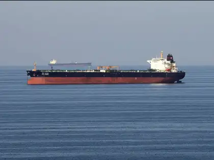 Iran grants permission to Iraqi ships to pass Hormuz