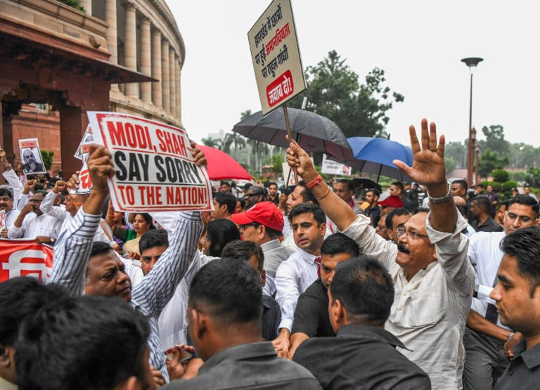 Protest over protest in the Parliament as discussions on the Ram Temple impasse