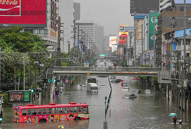 Bangok witnesses heavy torrential rains; Met department issues flood warning
