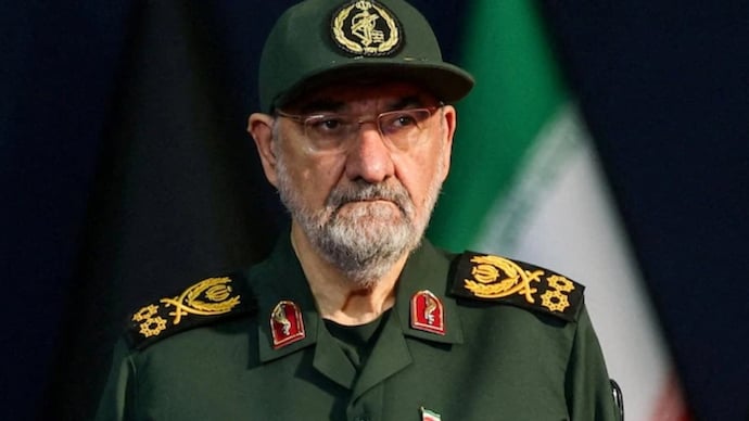 Tehran to announce exclusive Hormuz route; Israeli strikes kill 11 in Lebanon