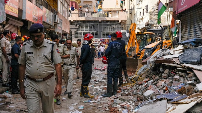 Delhi building collapse– Immediate comprehensive safety audit and structural inspection: High level officers