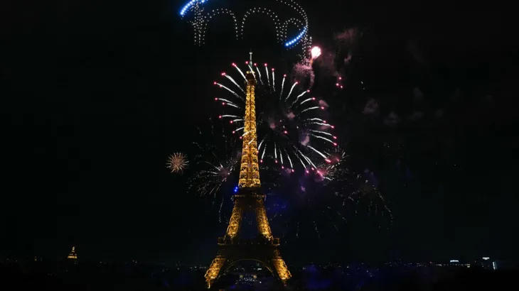 Eiffel Tower reopens after staff strike over alleged Gender restrictions during BAPS Visit