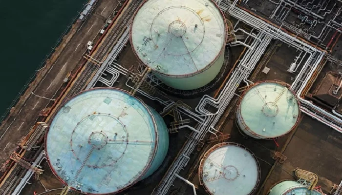 Brent crude surpasses $115 as tensions in the Middle East escalate