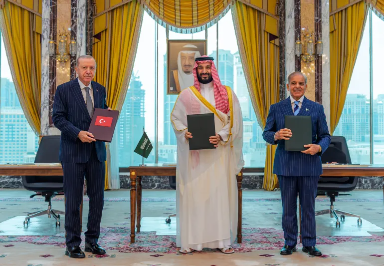 In a first, Turkey and Pakistan send military aid to Saudi Arabia under Mecca Pact