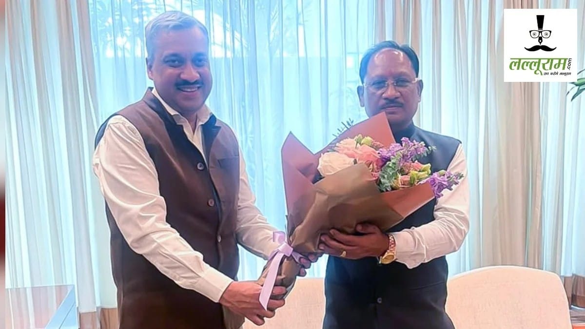 Chhattisgarh CM Vishnu Deo Sai reaches Singapore to showcase investment opportunities