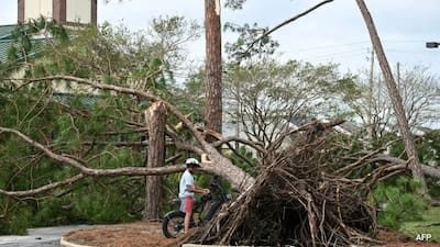 Isaias weakens after Florida landfall, over 800,000 US customers lose power
