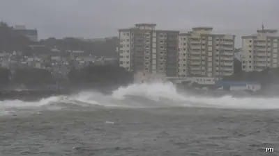 Very severe Cyclone Arnab hits Andhra coast; 1.8 lakh evacuated