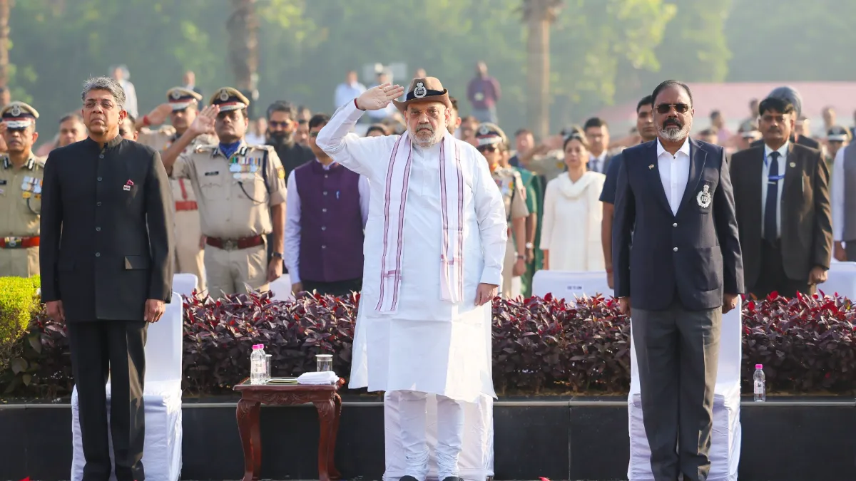 Amit Shah pays tribute to martyrs on Police Commemoration Day