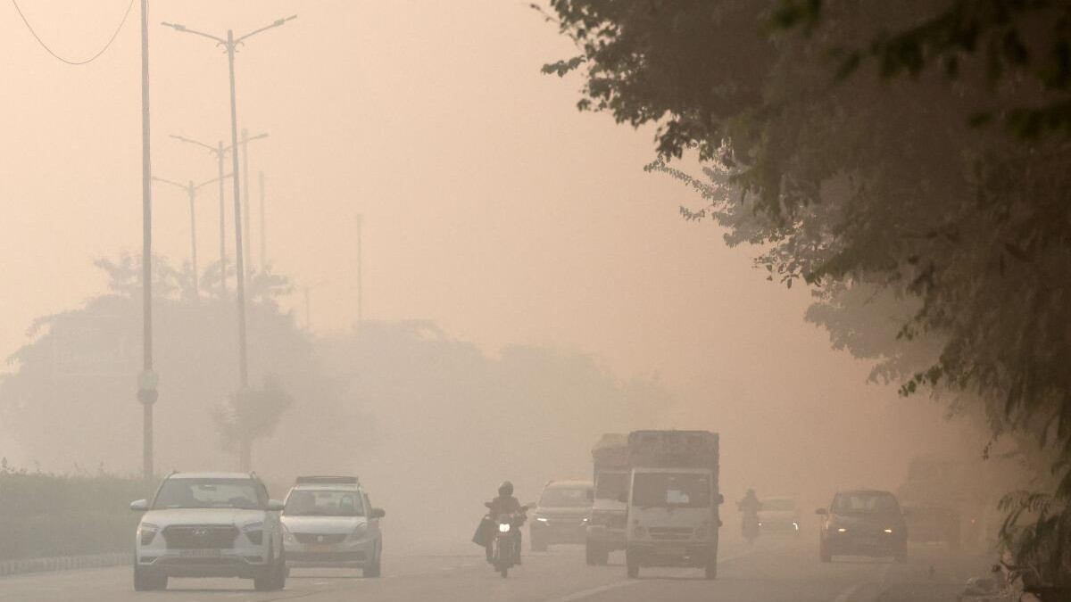 Delhi’ air quality doubles in three days; Poor AQI recorded