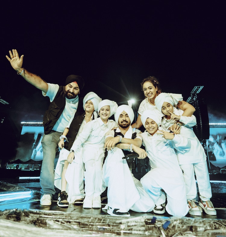 Diljit Dosanjh refuses to play by anyone elses rules;  Takes a jibe at voices calling out his film Satluj