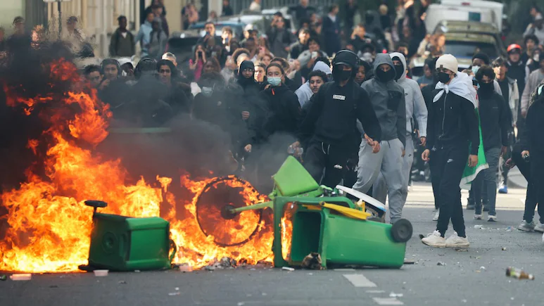 France High School Protests: Clashes erupt as Students demand better education conditions